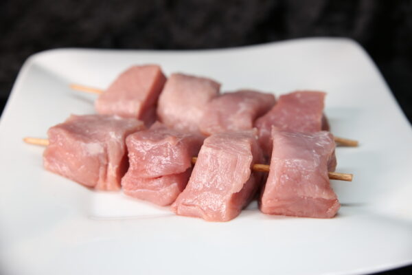 CUBES A BROCHETTE D'AGNEAU