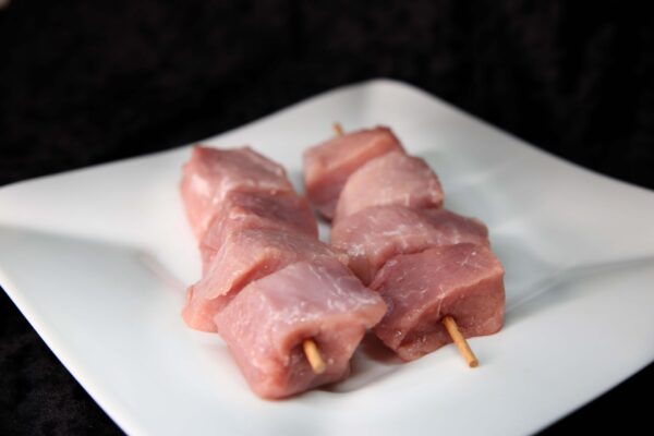 CUBES A BROCHETTE DE COCHON